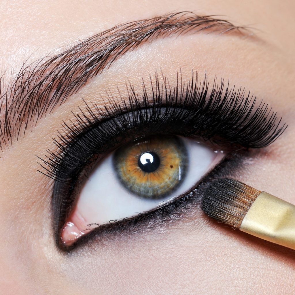 How to Get the Smokey Eye Look – FemSide